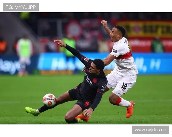 德甲最新战报：球队表现引发热议，展示出竞争力增强的趋势