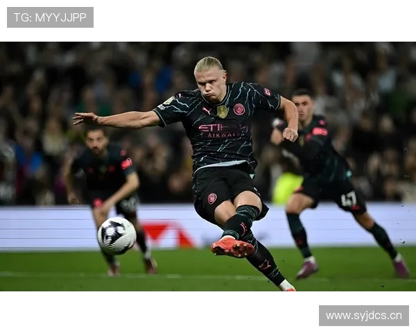 哈兰德与C罗早期进球能力及终结方式对比分析