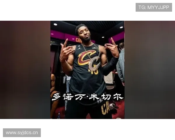 多诺万·米切尔突破拉开防守 与利拉德挡拆配合效率提升显著